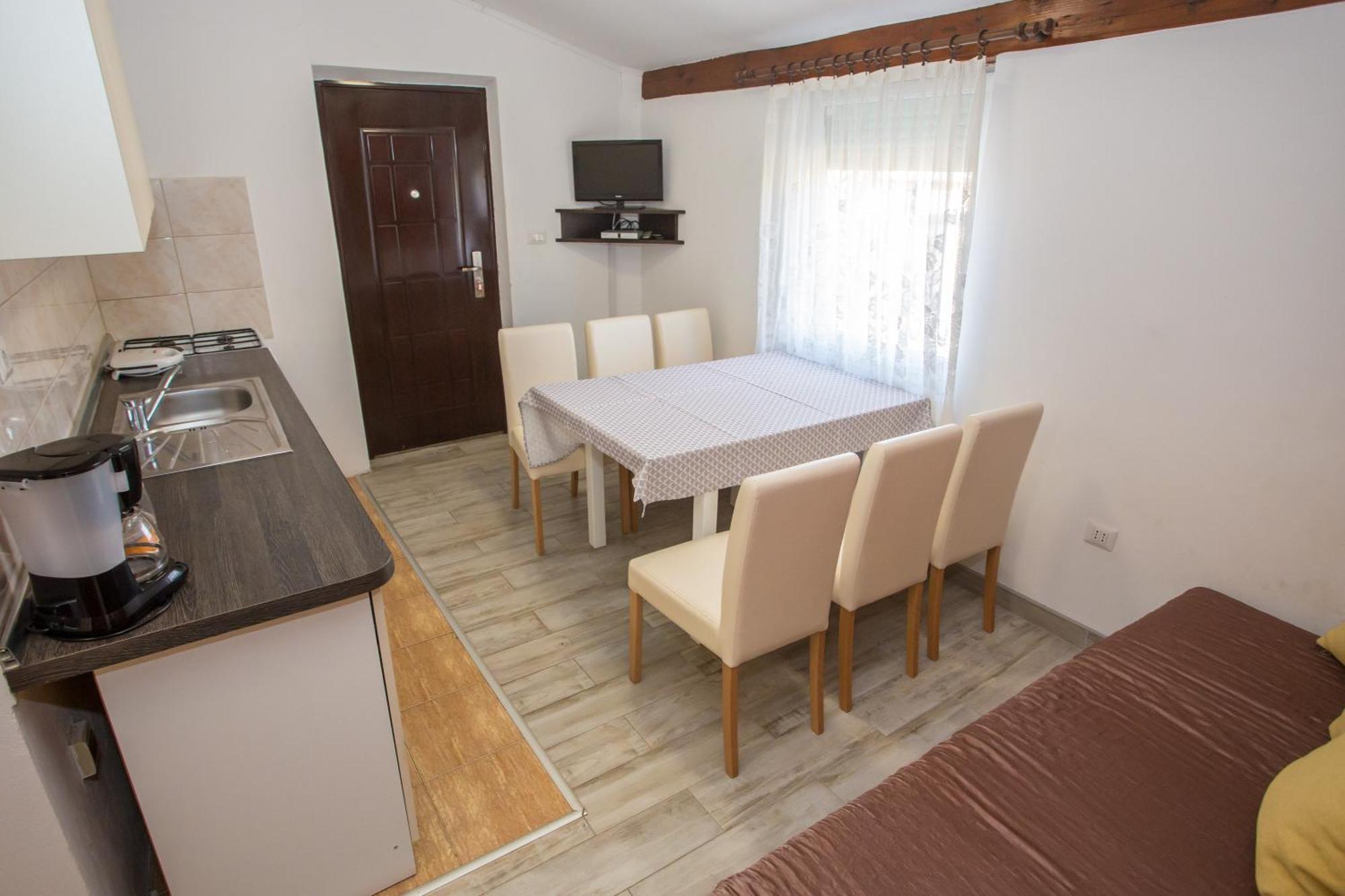 Ema-dany Apartment *