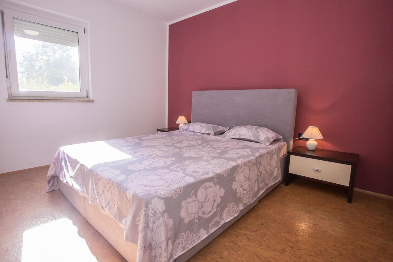 Ema-dany * Porec